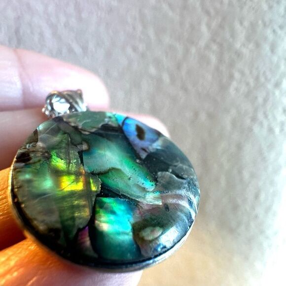 Abalone pendant necklace - Picture 9 of 11